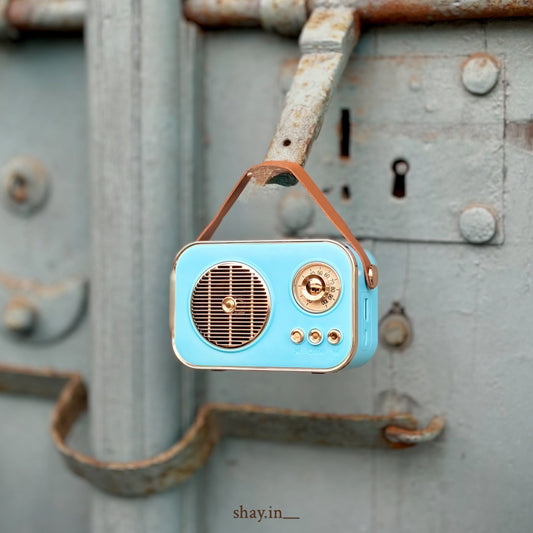 mini vintage radio